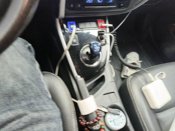 [温州·浙C] 二手丰田雷凌2017款 改款双擎 1.8H GS E-CVT精英天窗版 国V