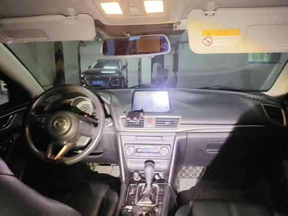 [杭州·浙A] 二手马自达马自达3 昂克赛拉2017款 两厢 1.5L 自动豪华型 国V