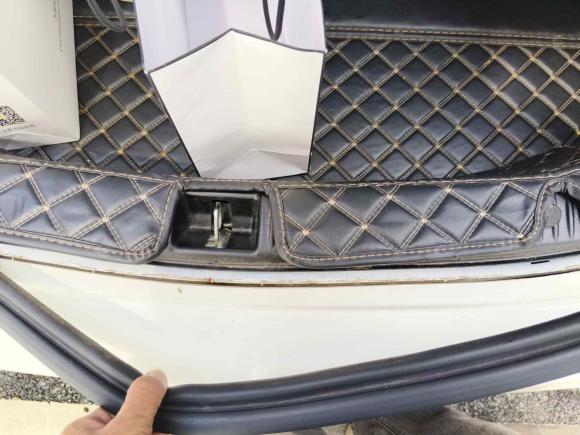 [深圳·鄂A] 二手奔驰奔驰C级2020款 改款 C 260 运动版