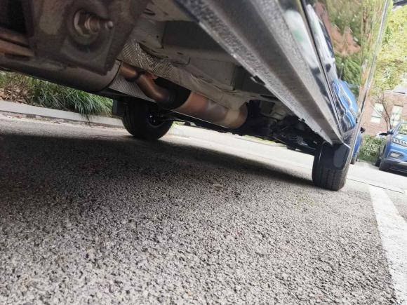 [上海·沪E] 二手福特全顺2017款 2.0T汽油自动多功能商用车短轴低顶国V