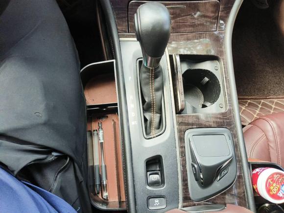 [芜湖·皖B] 二手别克君越2013款 2.4L SIDI豪华舒适型