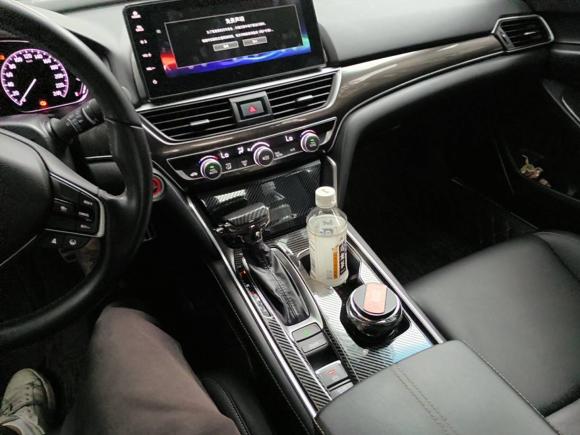 [上海·苏U] 二手本田雅阁2022款 260TURBO 幻夜·尊贵版