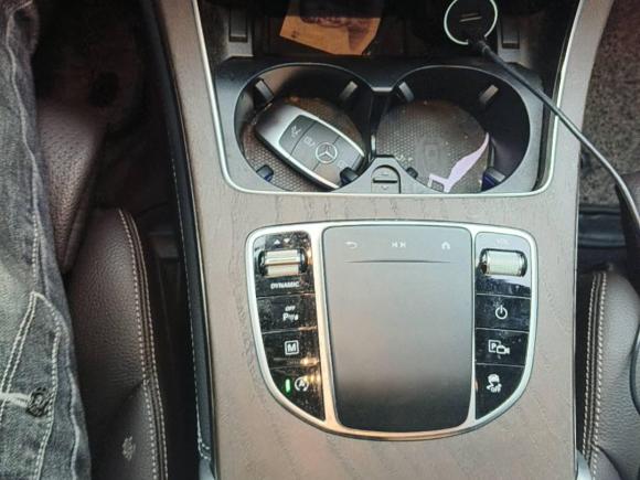 [上海·沪F] 二手奔驰奔驰GLC2020款 改款 GLC 300 L 4MATIC 动感型