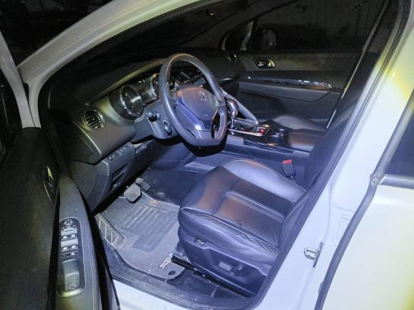 [上海·沪A] 二手标致标致30082015款 2.0L 自动潮流版