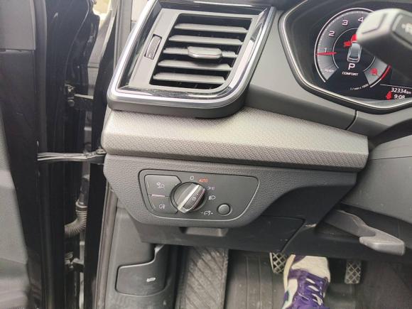 [南京·苏A] 二手奥迪奥迪Q5L2022款 40T 时尚动感型