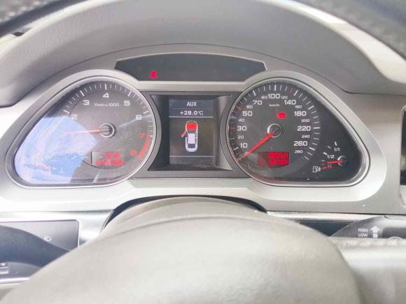 [义乌·浙G] 二手奥迪奥迪A6L2010款 2.0 TFSI 基本型