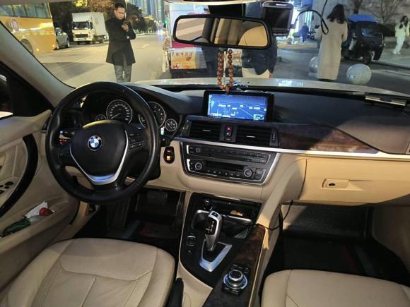 [南京·苏A] 二手宝马宝马3系2013款 320Li 豪华设计套装