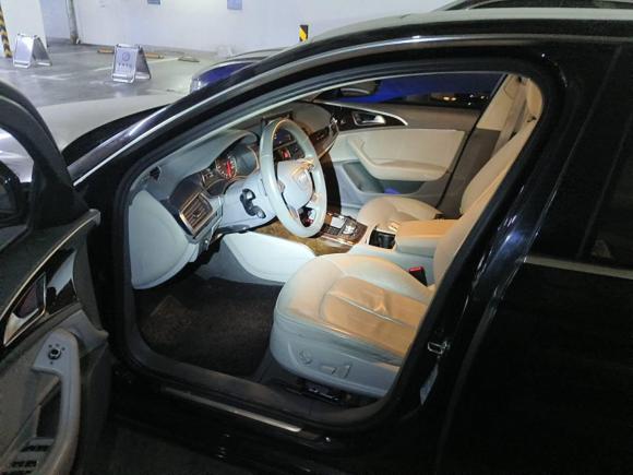 [上海·沪A] 二手奥迪奥迪A6L2012款 30 FSI 舒适型