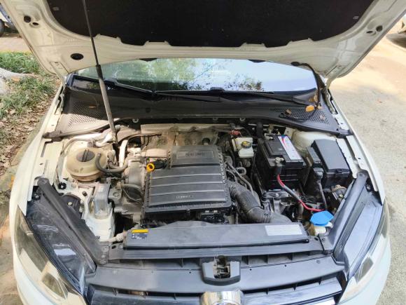 [无锡·苏B] 二手大众高尔夫2014款 1.6L 自动舒适型