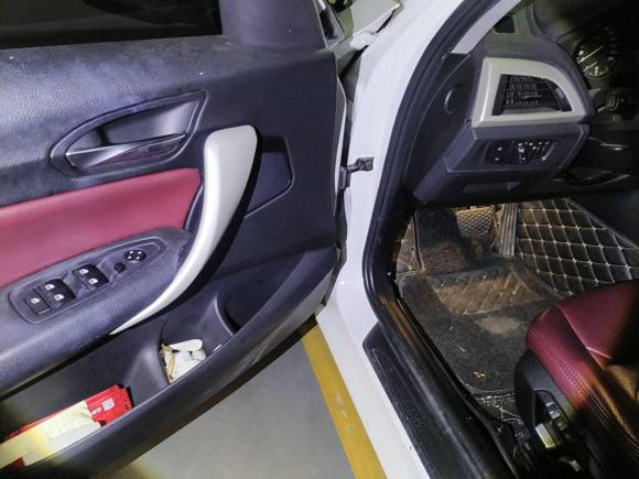 [宁波·浙B] 二手宝马宝马1系2015款 120i 领先型