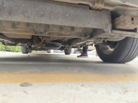 [济南·鲁A] 二手别克别克GL82011款 2.4L LT行政版