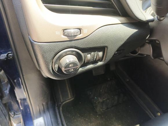 [常州·苏D] 二手Jeep自由光2016款 2.0L 优越版