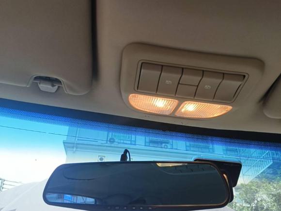 [广州·粤A] 二手别克别克GL82014款 2.4L 经典版