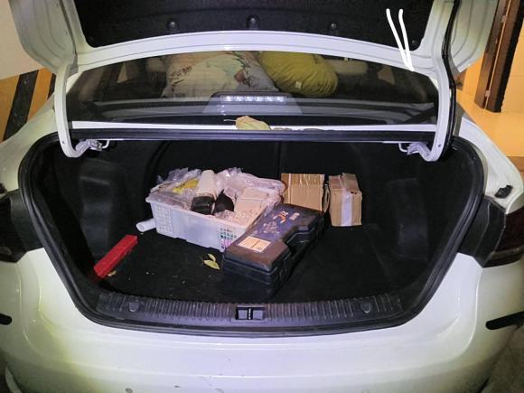 [成都·川A] 二手北京汽车北京EU52018款 R500 智风版