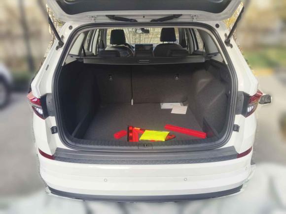 [上海·沪C] 二手斯柯达柯迪亚克2024款 TSI330 5座两驱实力版