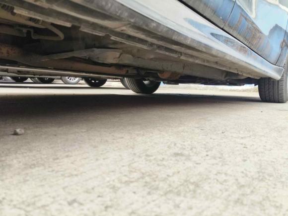 [无锡·苏B] 二手三菱翼神2013款 时尚版 1.8L 手动舒适型