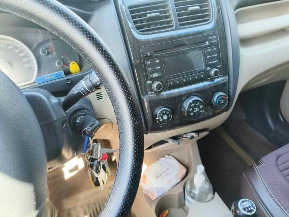 [济南·鲁A] 二手起亚狮跑2013款 2.0L 手动两驱版GL