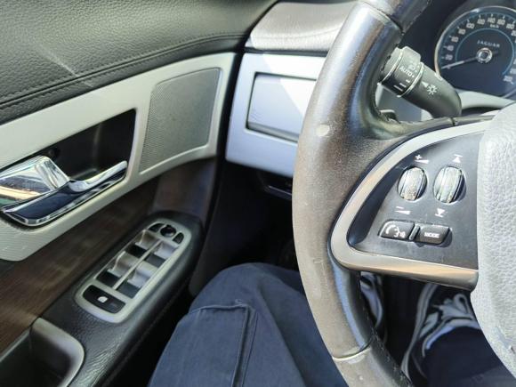 [芜湖·皖B] 二手捷豹捷豹XF2013款 XF 2.0T 风华版