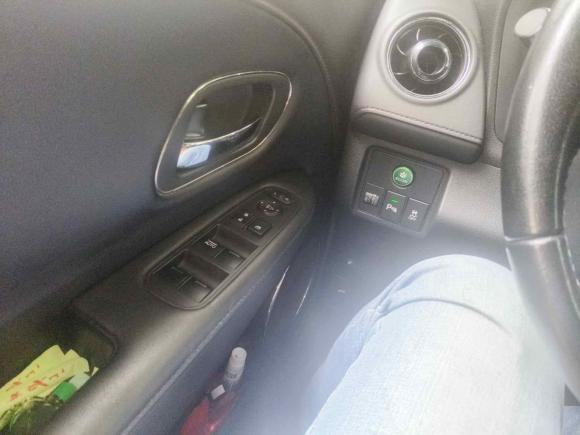 [广州·粤A] 二手本田本田XR-V2015款 1.8L VTi CVT豪华版