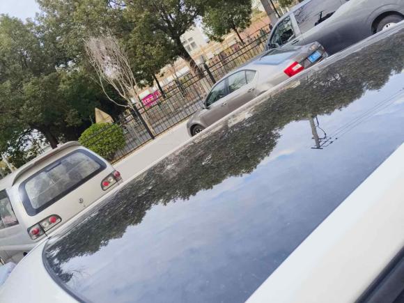 [上海·沪C] 二手陆风陆风X72015款 2.0T 全景尊贵版