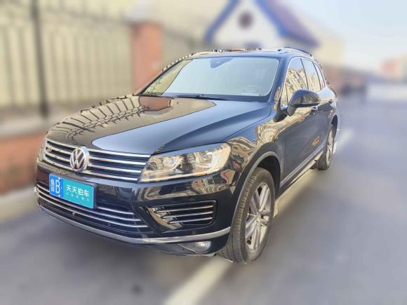 [青岛·鲁B] 二手大众途锐2016款 3.0TSI 高配型