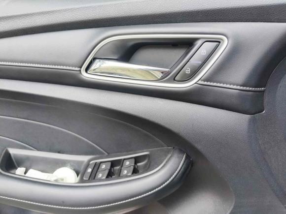 [上海·沪C] 二手荣威荣威i52019款 1.5L 自动4G互联朗豪版