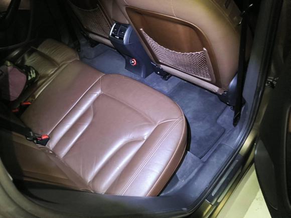 [深圳·粤L] 二手奥迪奥迪Q32017款 30 TFSI 风尚型