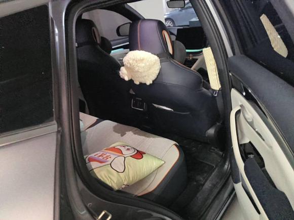 [广州·粤B] 二手比亚迪宋PLUS新能源2021款 DM-i 51KM 尊荣型