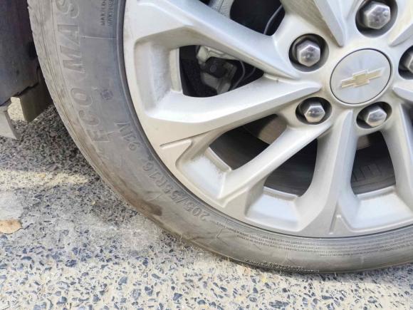 [芜湖·皖B] 二手雪佛兰科鲁泽2023款 1.5L 双离合悦享版