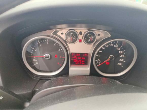 [南京·苏A] 二手福特福克斯2013款 两厢经典 1.8L 自动基本型