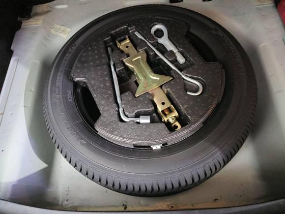 [西安·陕A] 二手铃木锋驭2015款 1.6L 手动两驱进取型