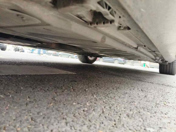 [佛山·粤A] 二手奔驰奔驰E级2017款 E 300 L 运动豪华型