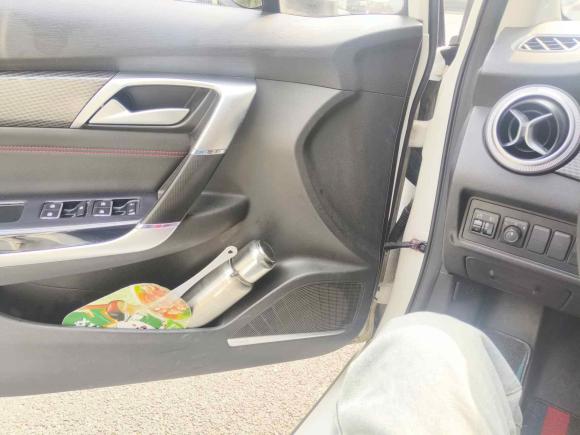 [杭州·浙A] 二手北京汽车北京EU52018款 R500 智风版