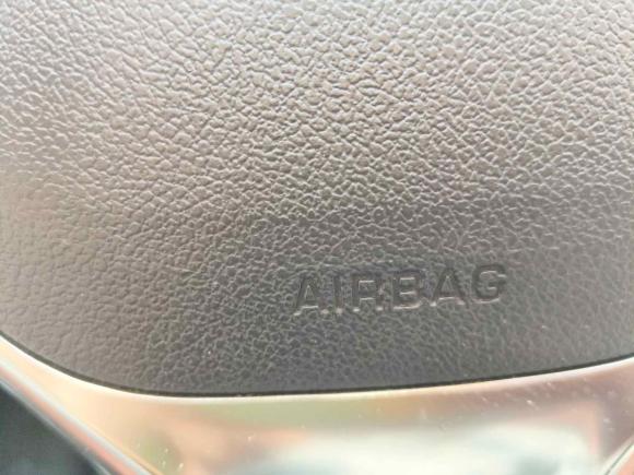 [武汉·鄂A] 二手标致标致30082013款 2.0L 自动潮流版