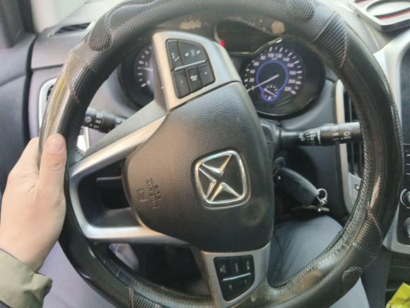 [南通·苏F] 二手江铃驭胜S3502013款 2.4T 手动两驱柴油豪华版5座