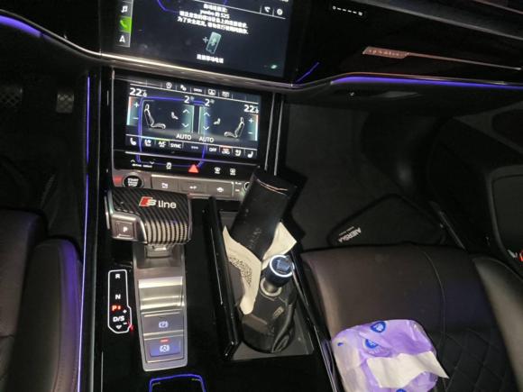 [深圳·粤B] 二手奥迪奥迪A82021款 A8L 50 TFSI quattro 豪华型