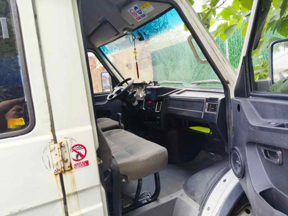 [武汉·鄂W] 二手依维柯依维柯得意2017款 2.5T A40客车7座47Z5