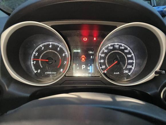 [济南·鲁A] 二手三菱劲炫ASX2013款 2.0L CVT四驱尊贵版