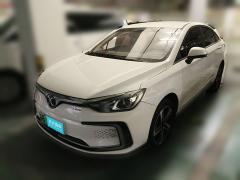 [无锡·苏B]北京汽车&nbsp;&nbsp;北京EU5&nbsp;&nbsp;2018款 R500 智风版