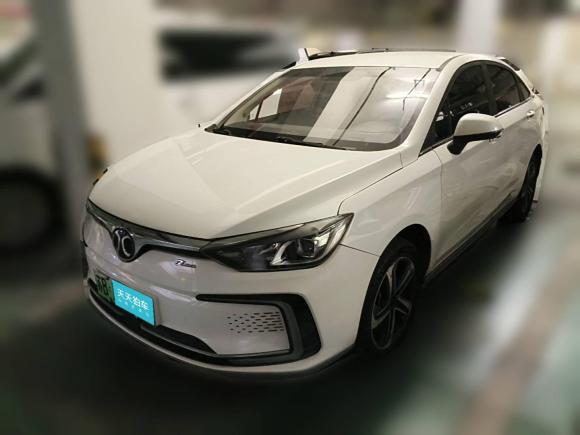 北京汽车北京EU52018款 R500 智风版「无锡二手车」「天天拍车」