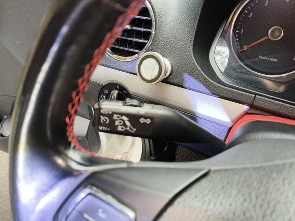 [成都·川A] 二手大众捷达2015款 1.4TSI 自动运动型