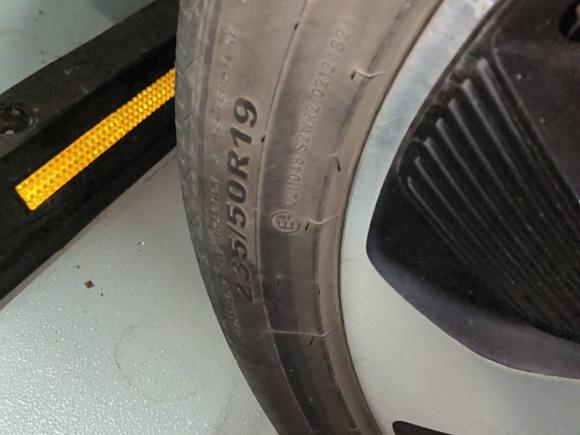 [广州·粤B] 二手比亚迪宋PLUS新能源2021款 DM-i 51KM 尊荣型