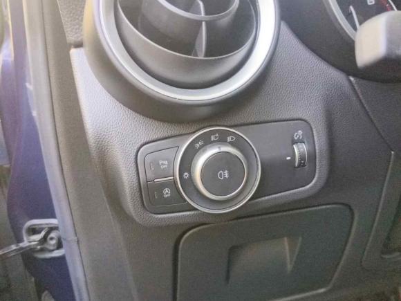 [宁波·浙B] 二手阿尔法·罗密欧Stelvio斯坦维2017款 2.0T 200HP 精英版