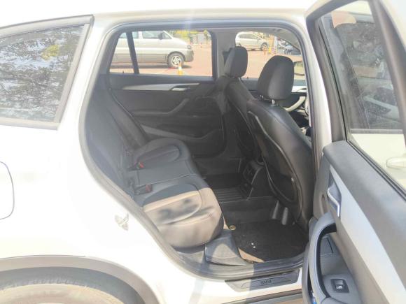 [佛山·粤X] 二手宝马宝马X12016款 sDrive18Li 时尚型