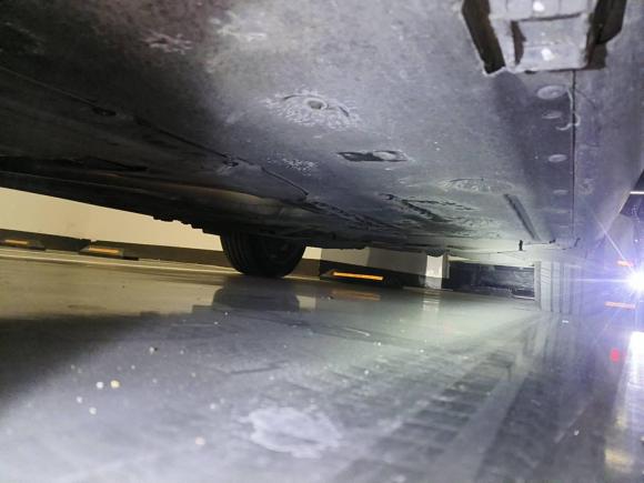 [上海·沪A] 二手宝马宝马X12013款 sDrive18i 时尚型