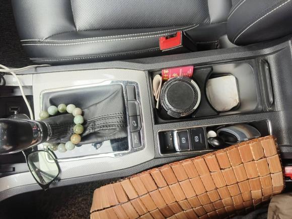 [上海·沪B] 二手荣威荣威RX52016款 20T 两驱自动旗舰版