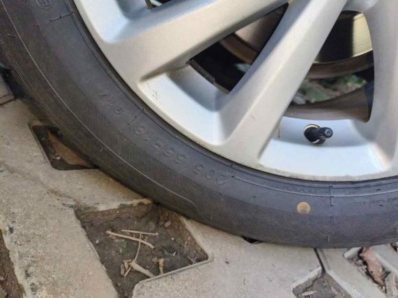 [成都·川A] 二手别克威朗2017款 三厢 15S 自动领先型