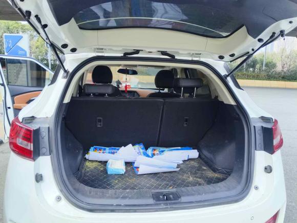 [武汉·鄂W] 二手众泰众泰T3002017款 1.5T CVT尊享型