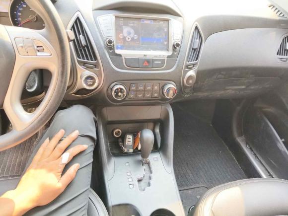 [南通·苏M] 二手现代北京现代ix352015款 2.0L 自动两驱舒适型 国V