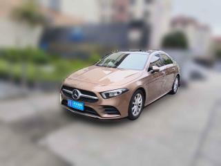 奔驰奔驰A级2020款 A 200 L 运动轿车